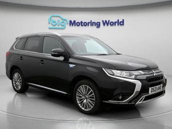 Mitsubishi Outlander PHEV DYNAMIC