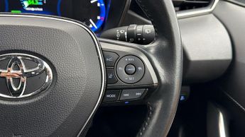Toyota Corolla ICON TECH
