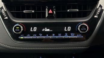 Toyota Corolla ICON TECH