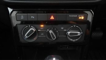 Volkswagen T-Cross BLACK EDITION TSI DSG