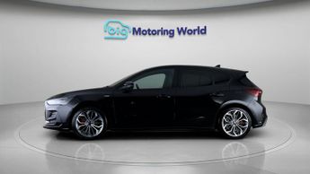 Ford Focus ST-LINE X