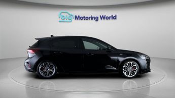 Ford Focus ST-LINE X