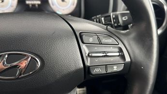 Hyundai KONA PREMIUM