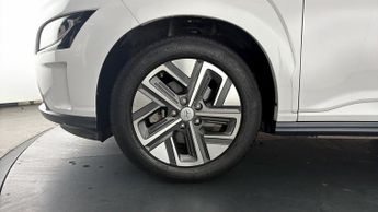 Hyundai KONA PREMIUM