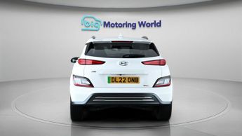 Hyundai KONA PREMIUM