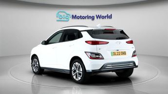 Hyundai KONA PREMIUM