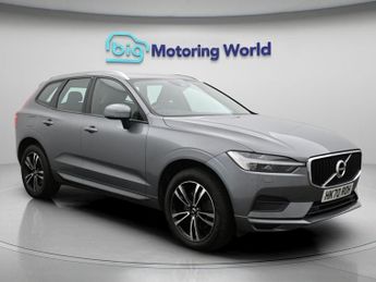 Volvo XC60 B5 MOMENTUM