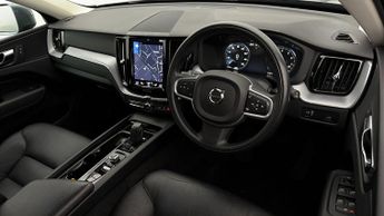 Volvo XC60 B5 MOMENTUM