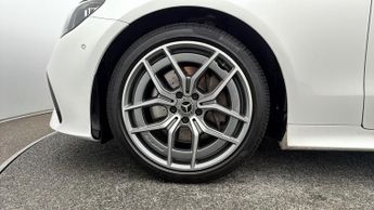 Mercedes-Benz E Class E 220 D AMG LINE PREMIUM