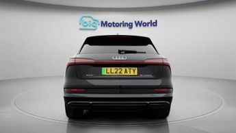 Audi e-tron QUATTRO BLACK EDITION