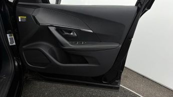 Peugeot 2008 PURETECH EAT8 S/S ALLURE