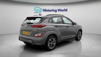 Hyundai KONA SE CONNECT