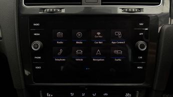 Volkswagen e-Golf E-GOLF