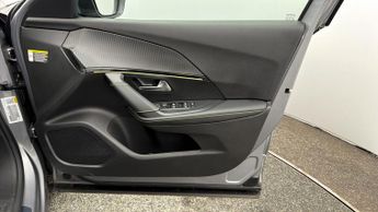 Peugeot 2008 PURETECH EAT8 S/S GT