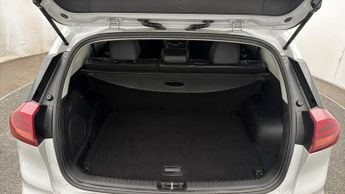 Kia Niro 4 PLUS