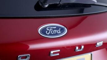 Ford Focus TITANIUM