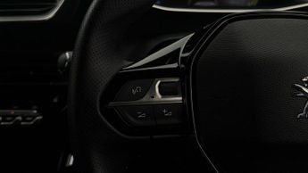 Peugeot E-208 GT PREMIUM