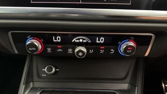 Audi Q3 TFSI S LINE BLACK EDITION