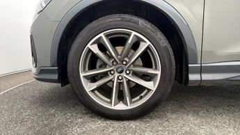 Audi Q3 TFSI S LINE BLACK EDITION
