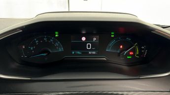 Peugeot E-2008 ACTIVE PREMIUM PLUS