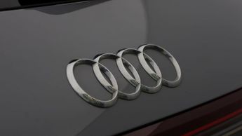 Audi Q4 e-tron S LINE