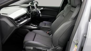 Audi Q4 e-tron S LINE