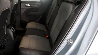 Volvo XC40 RECHARGE T4 PLUS