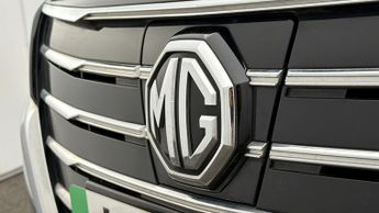MG MG5 EXCLUSIVE