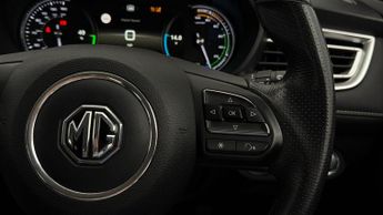 MG MG5 EXCLUSIVE