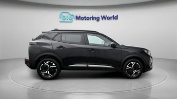 Peugeot 2008 PURETECH EAT8 S/S GT