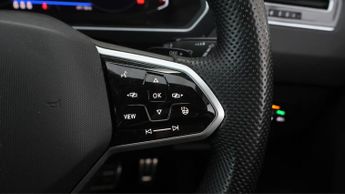Volkswagen Tiguan R-LINE TSI DSG