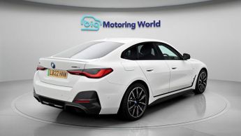 BMW i4 EDRIVE40 M SPORT