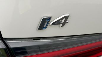 BMW i4 EDRIVE40 M SPORT