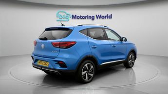 MG MG ZS TROPHY CONNECT
