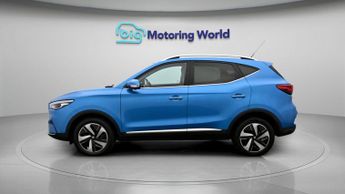 MG MG ZS TROPHY CONNECT