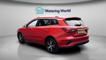 MG MG5 TROPHY