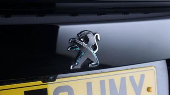 Peugeot E-2008 GT