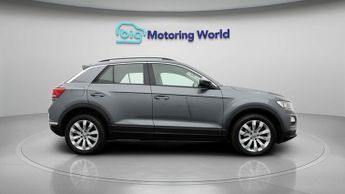 Volkswagen T-Roc SE TSI EVO DSG