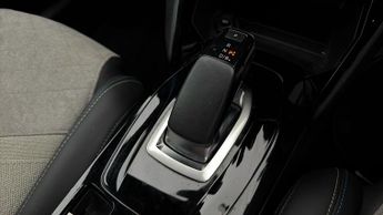 Peugeot E-208 GT