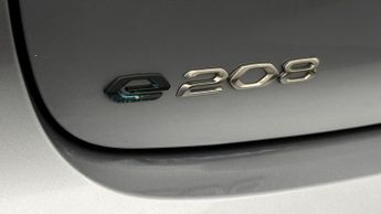Peugeot E-208 GT