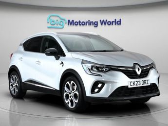 Renault Captur TECHNO E-TECH