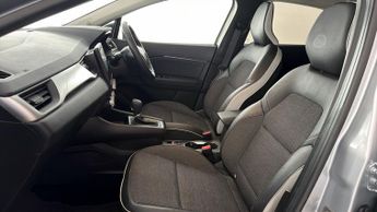 Renault Captur TECHNO E-TECH