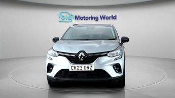 Renault Captur TECHNO E-TECH