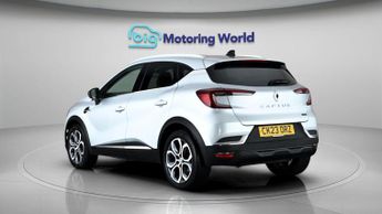 Renault Captur TECHNO E-TECH