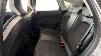 Renault Captur TECHNO E-TECH