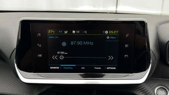 Peugeot E-2008 ACTIVE PREMIUM PLUS