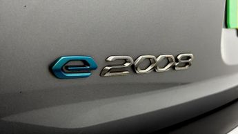Peugeot E-2008 ACTIVE PREMIUM PLUS