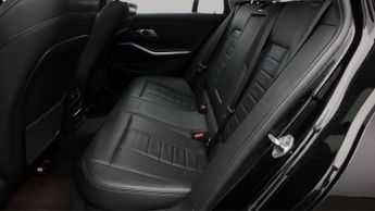 BMW 3 Series 330E SPORT PRO