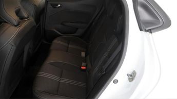 Renault Clio E-TECH ENGINEERED