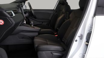 Renault Clio E-TECH ENGINEERED